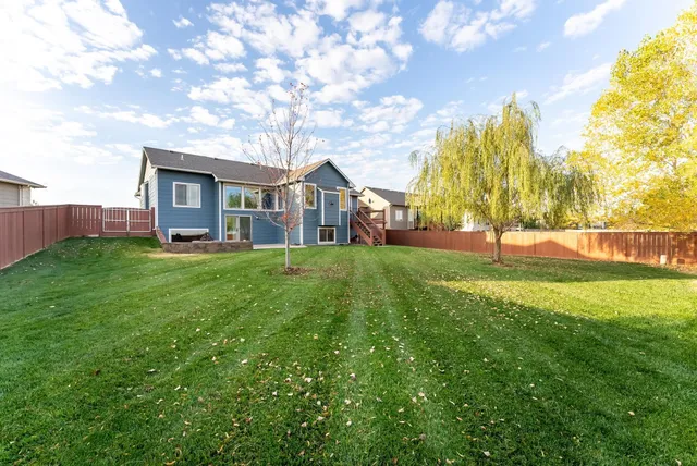 $379,900 | 15506 East Mainsgate Court, Wichita, KS 67228