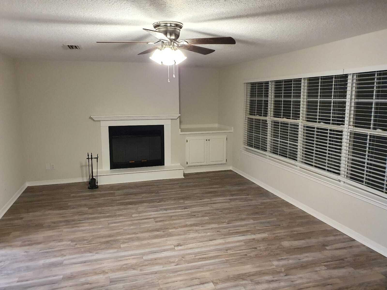 134 Roman Road DeFuniak Springs, FL 32433 - Photo 5 of 14 PHOTO-2022-02-25-19-47-31