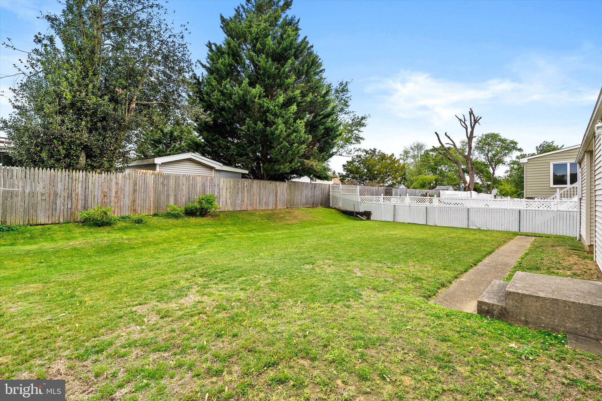 857 Estates Boulevard Hamilton, NJ 08690 - Photo 24 of 25 Spacious backyard oasis awaits you!