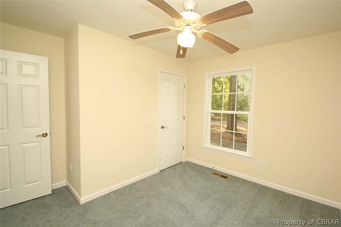 14 Pocahontas Road Kilmarnock, VA 22482 - Photo 23 of 34
