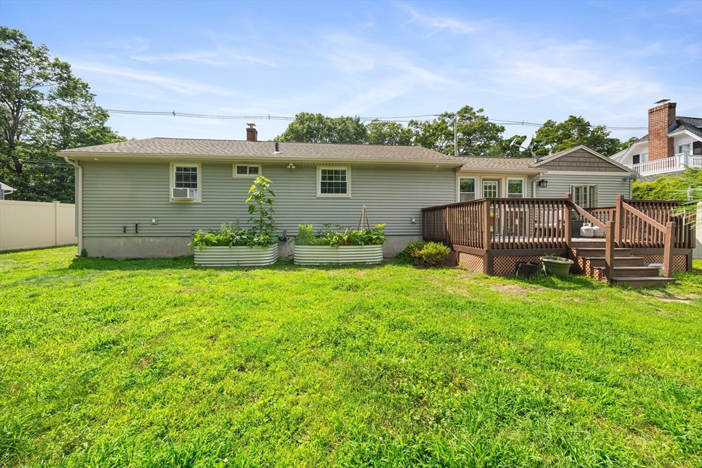 497 Dwight Road Springfield, MA 01108 - Photo 12 of 36