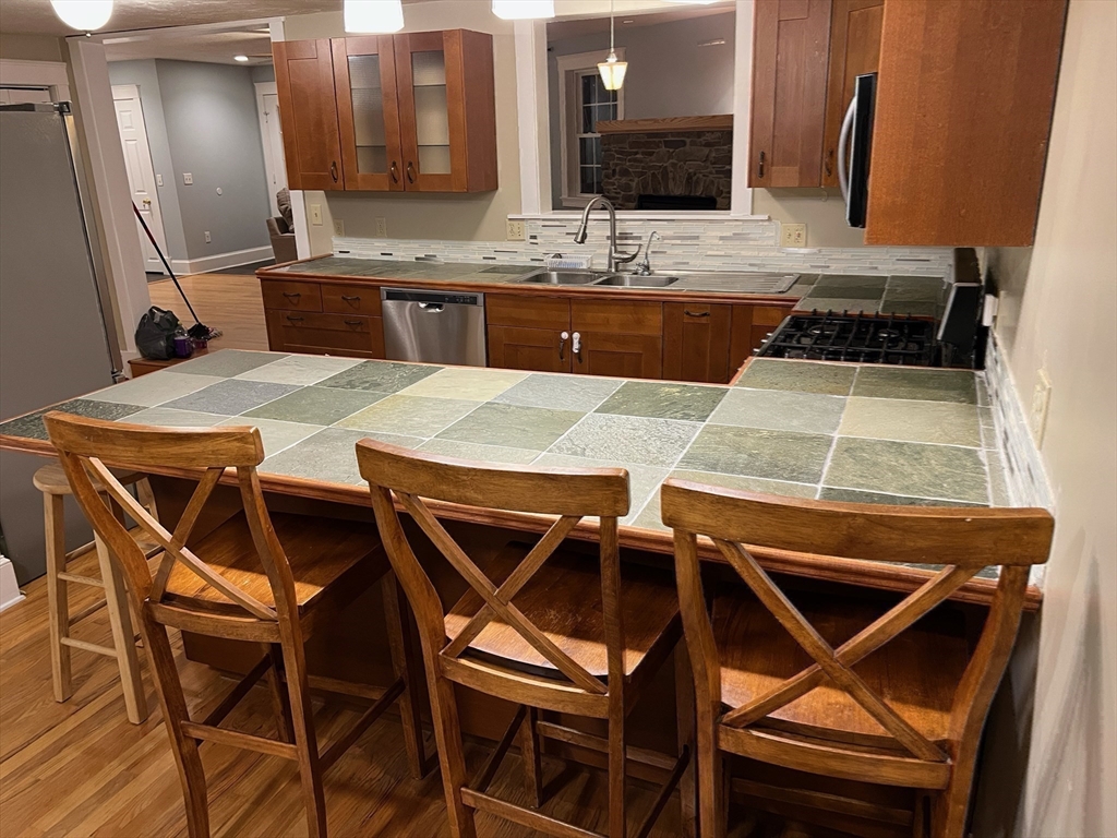 60 Edgehill Road Braintree, MA 02184 - Photo 13 of 30