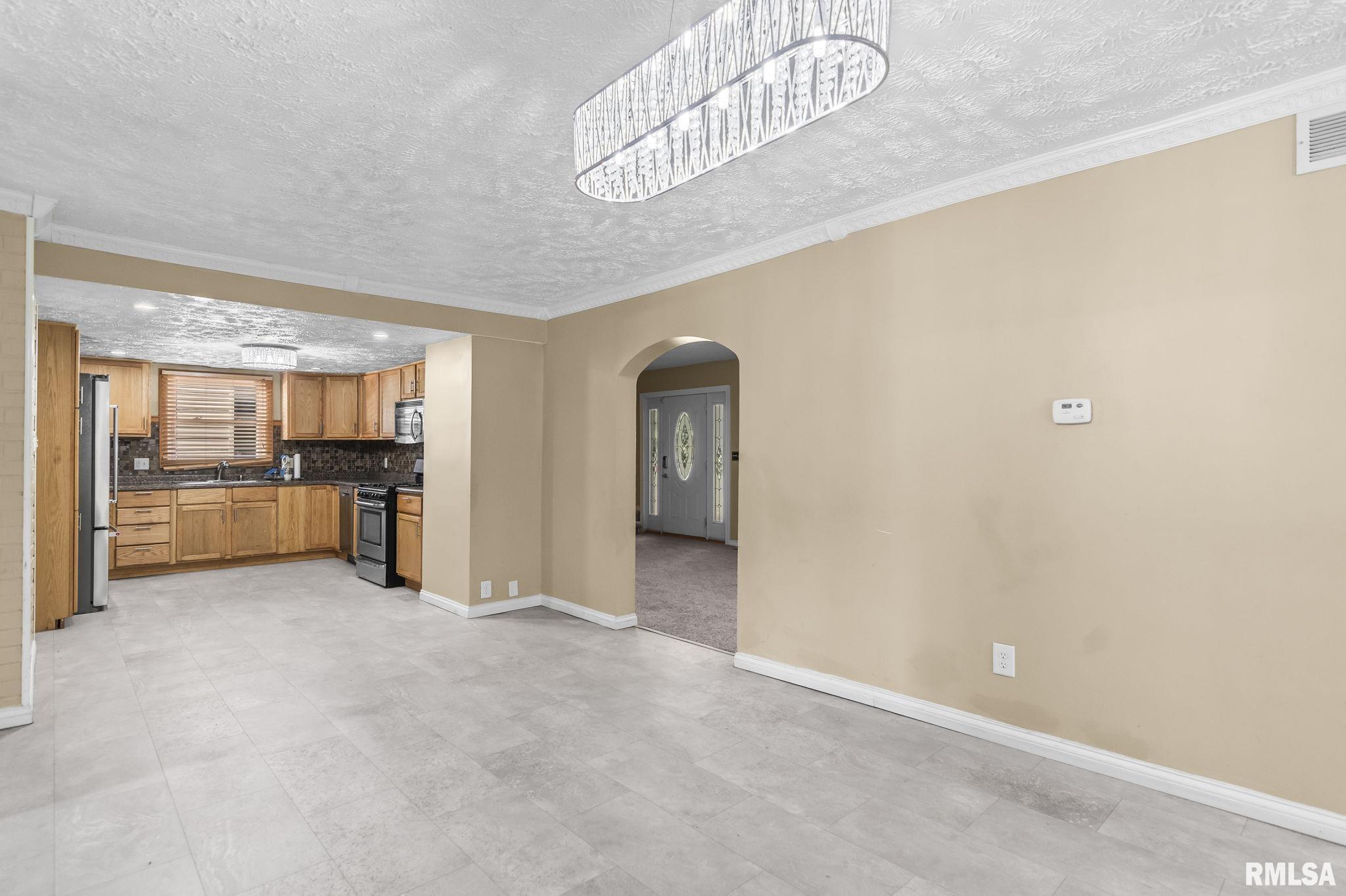 3360 Carman Avenue Springfield, IL 62703 - Photo 18 of 45