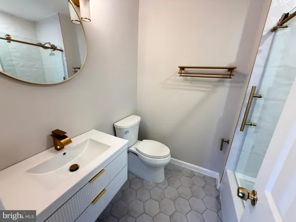 $569,000 | 6346 Rockshire Street, Alexandria, VA 22315