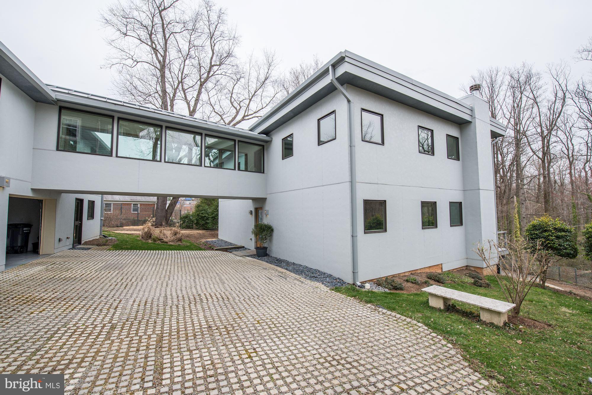 1723 Melbourne Drive McLean, VA 22101 - Photo 5 of 49