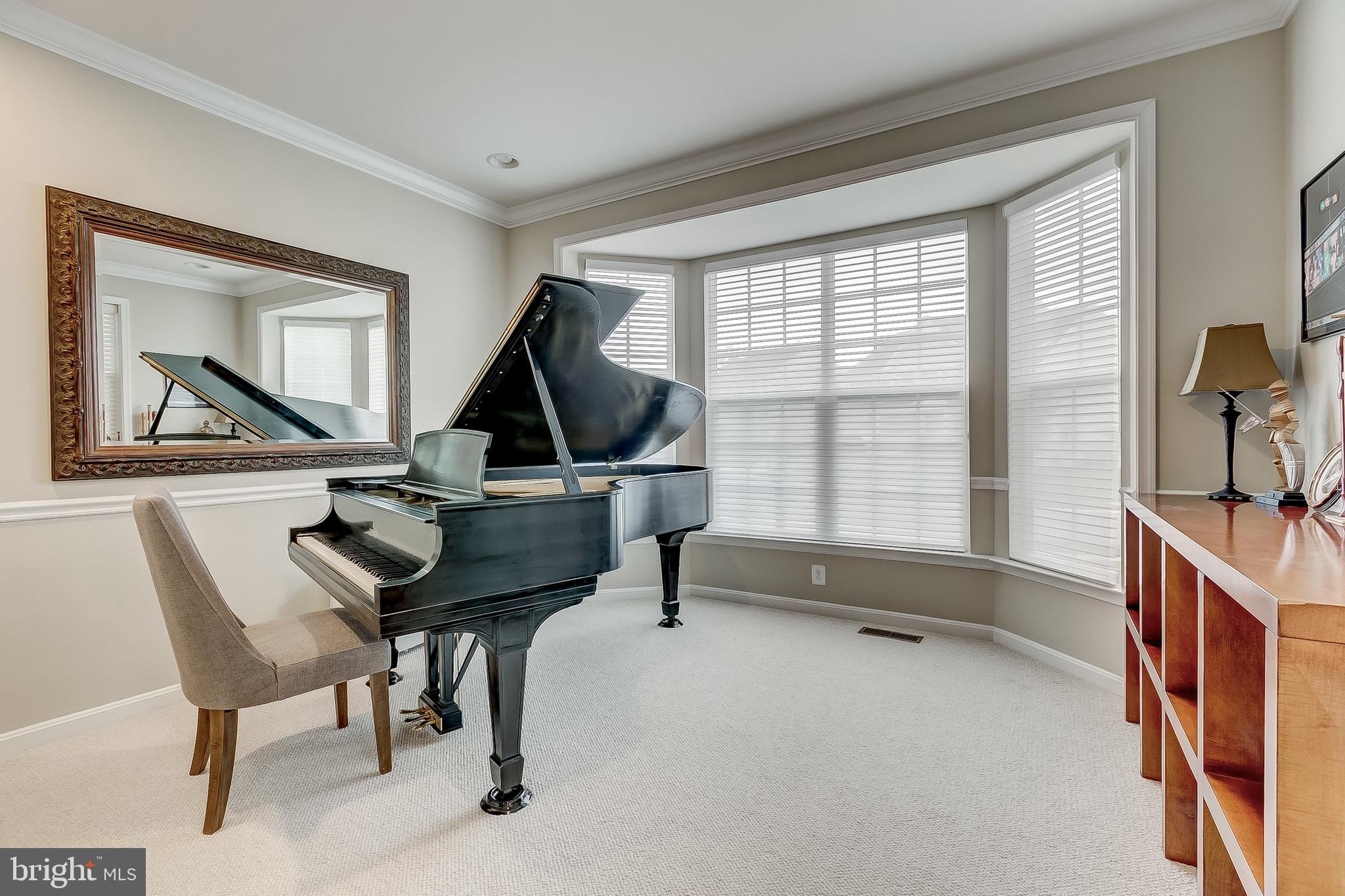 2012 Myrtlewood Road Baltimore, MD 21209 - Photo 6 of 55