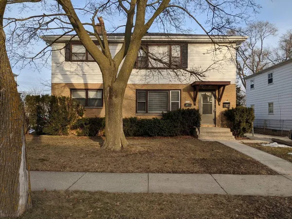 $1,200 | 5844 North 83rd Street, Unit LOWR, Milwaukee, WI 53218