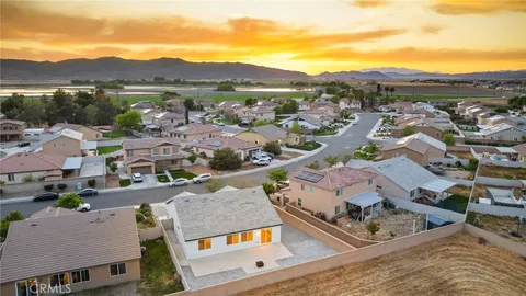 $519,900 | 931 Bordeaux Lane, San Jacinto, CA 92582