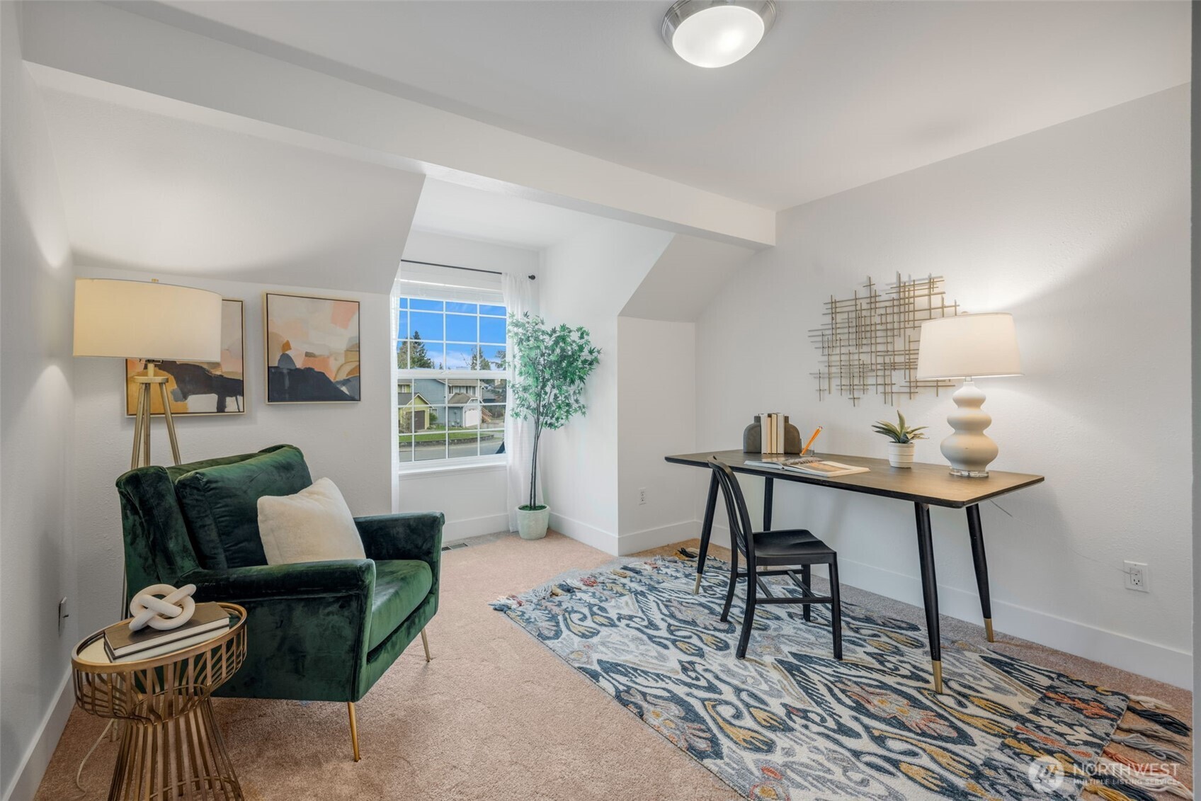 2 109th Place Southeast Everett, WA 98208 - Photo 17 of 40 a living room with furniture and a window