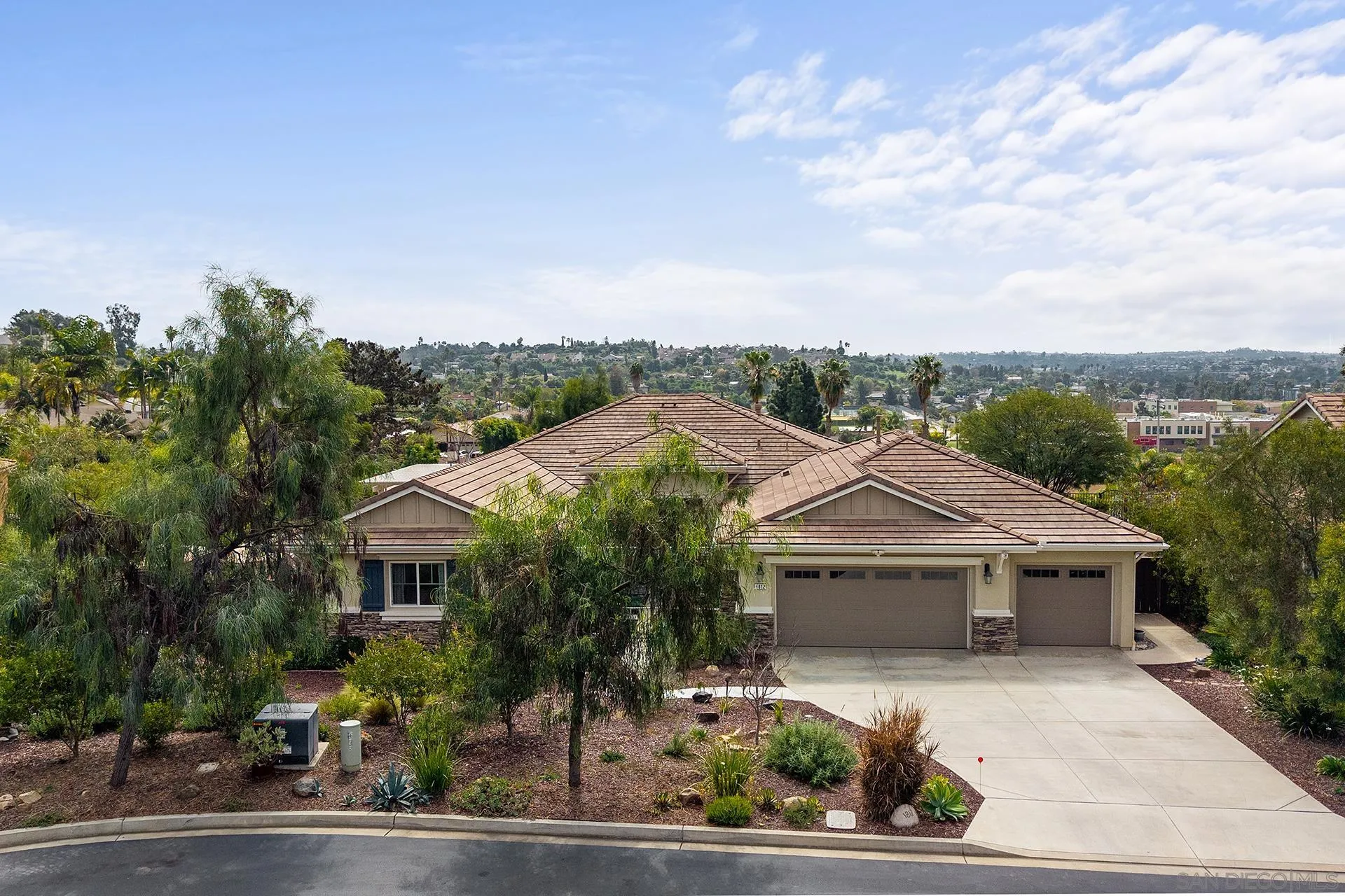 1812 Hayden Ranch Road Vista, CA 92084 - Photo 2 of 49 Gallery Image 2