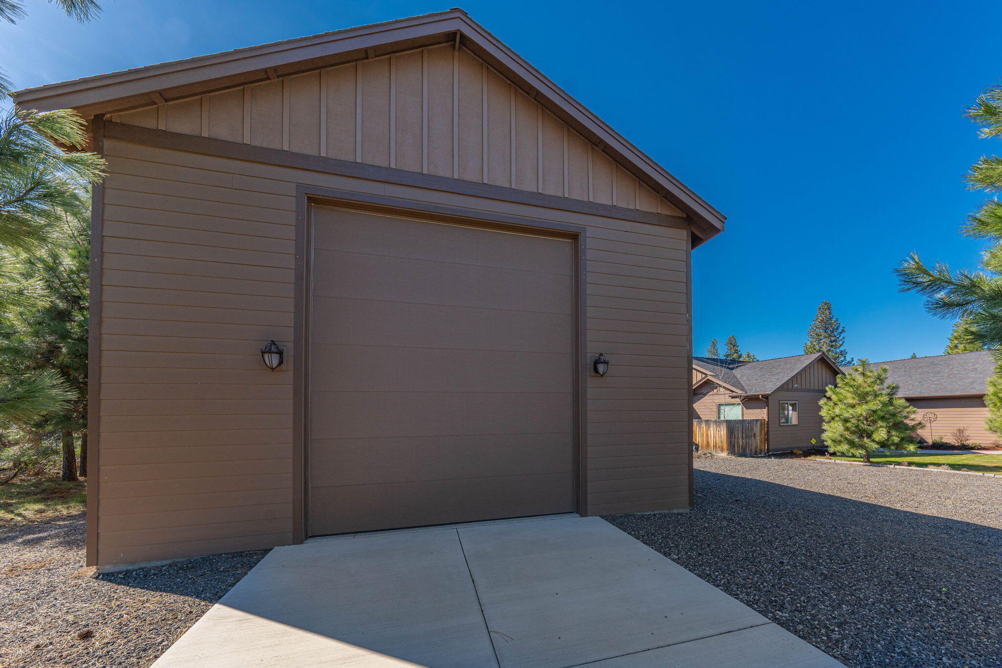 19505 Apache Road Bend, OR 97702 - Photo 50 of 67 50
