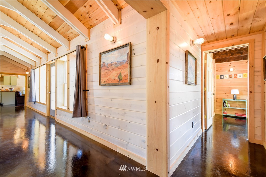 5571 Squilchuck Road Wenatchee, WA 98801 - Photo 16 of 25 Gallery Image 16