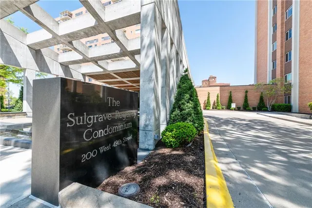$259,000 | 221 West 48th Street, Unit 905, Kansas City, MO 64112