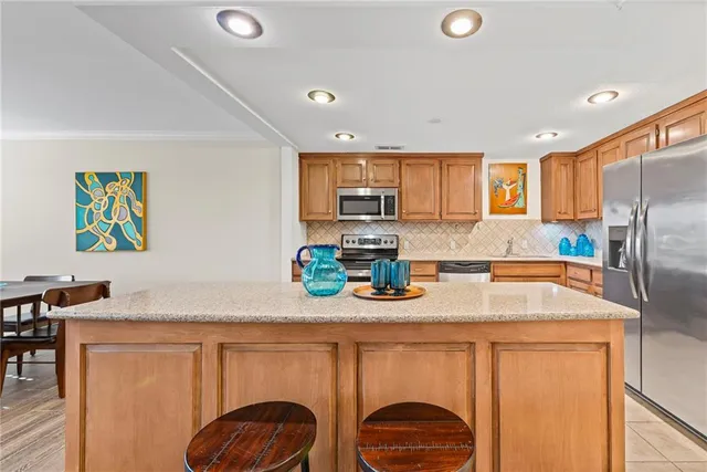 $259,000 | 221 West 48th Street, Unit 905, Kansas City, MO 64112