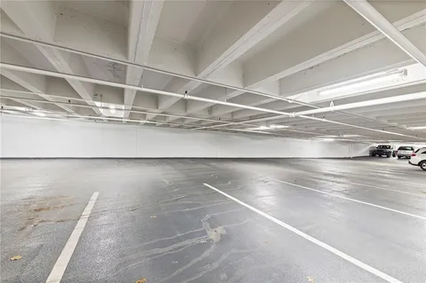 $259,000 | 221 West 48th Street, Unit 905, Kansas City, MO 64112