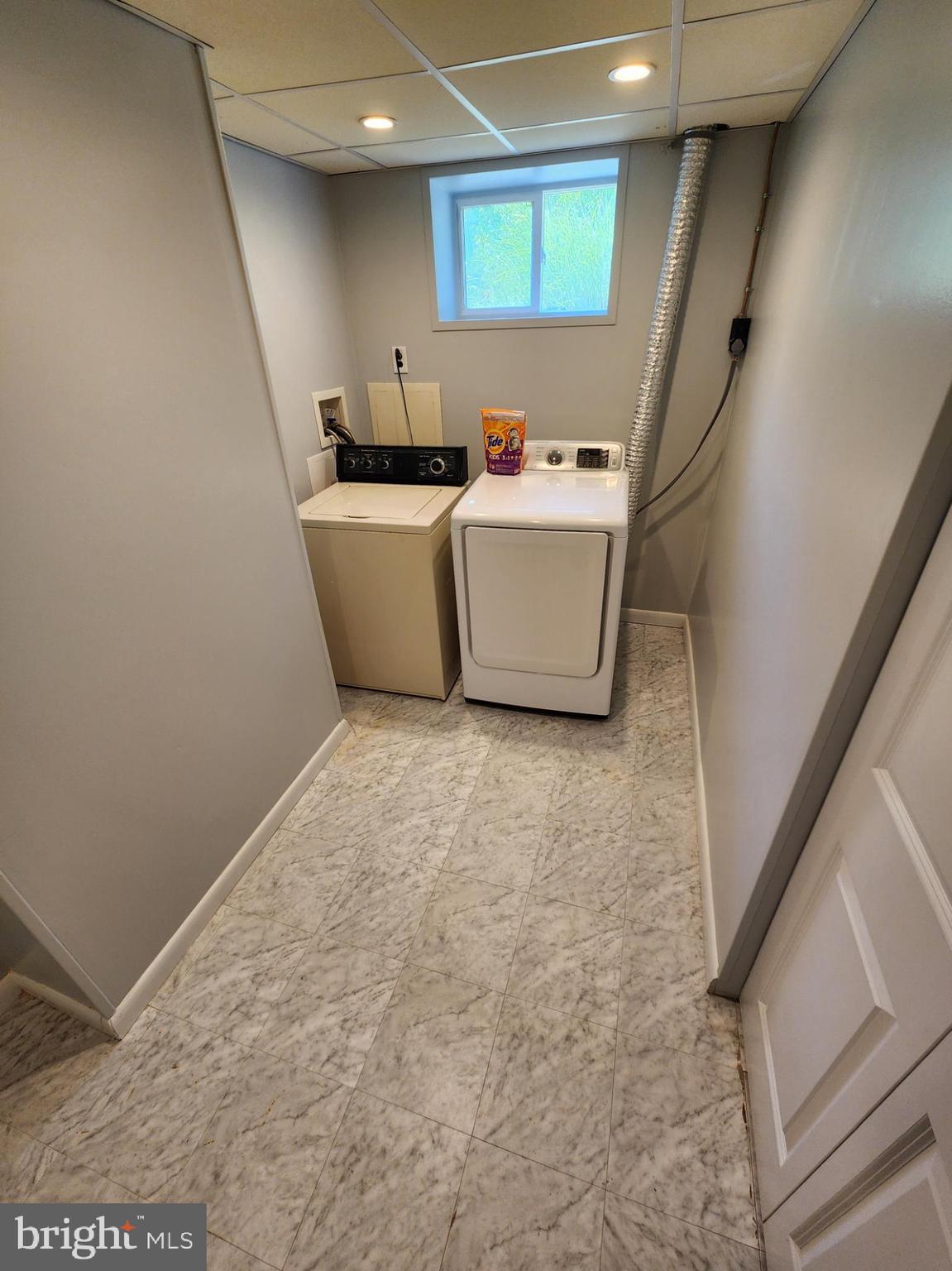 234 Hilltop Loop Road Harpers Ferry, WV 25425 - Photo 10 of 14 Laundry room