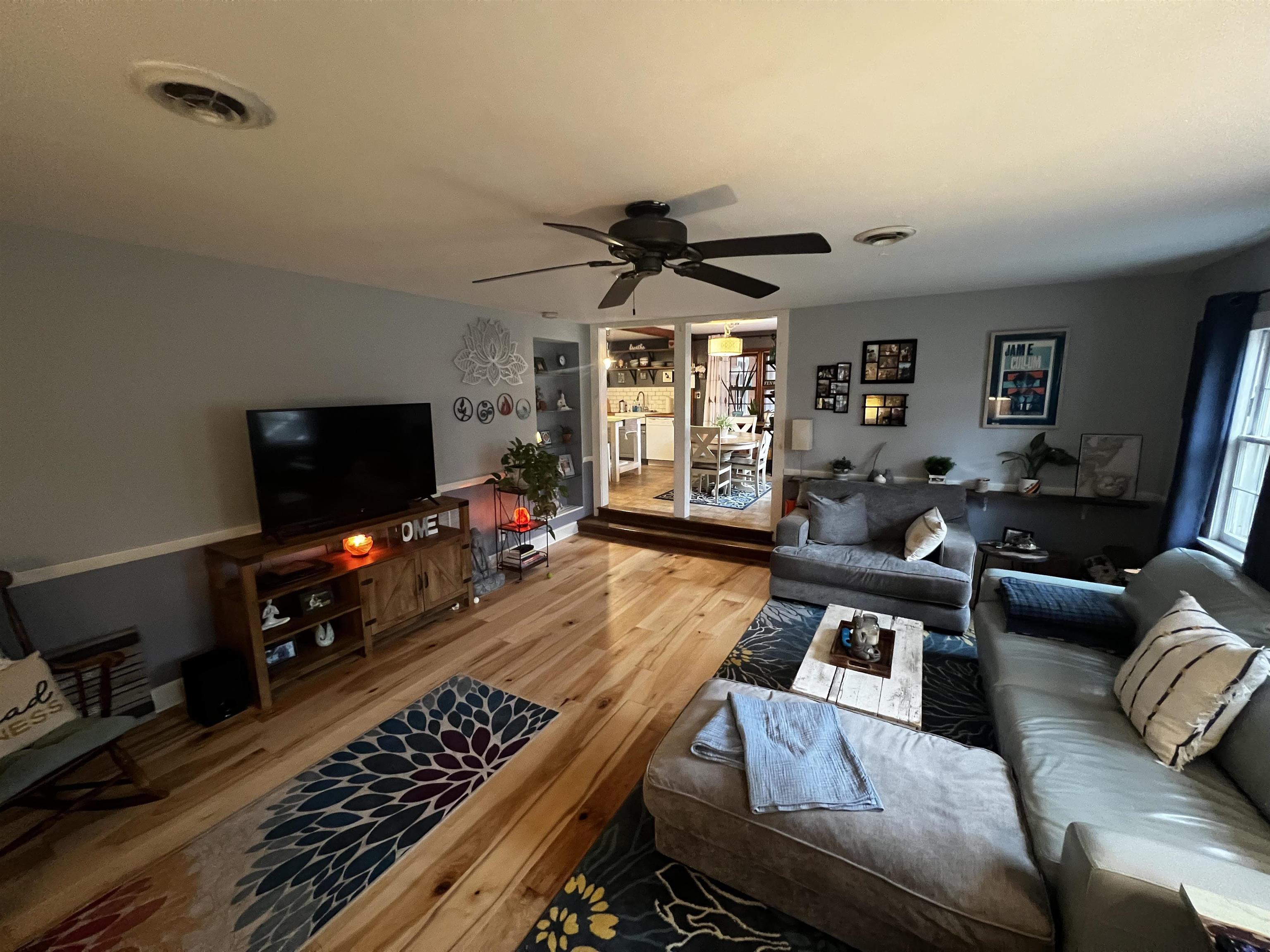 7 Oak St Extension Rutland, VT 05701 - Photo 8 of 21