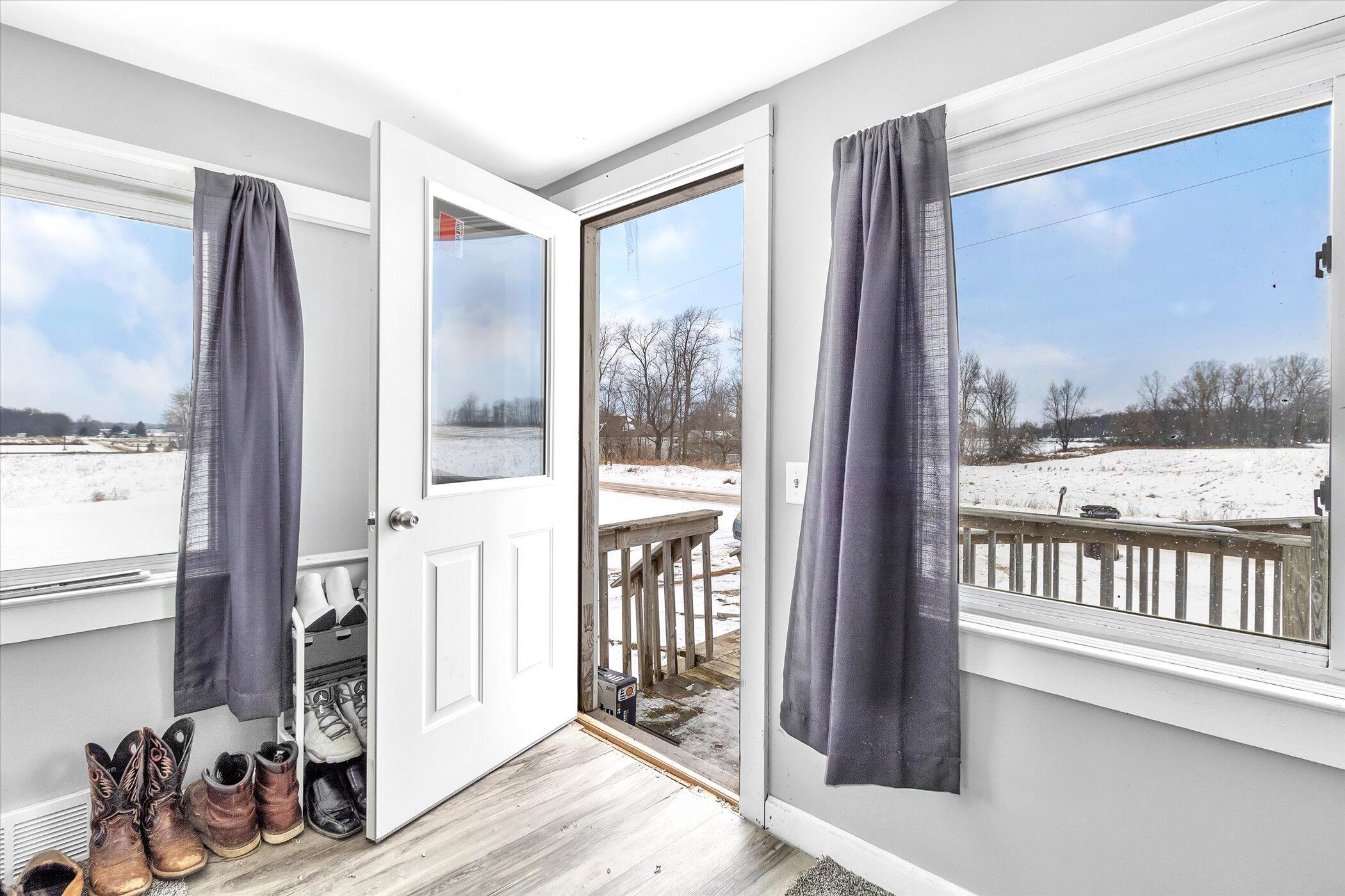 5626 East Boyer Road Fenwick, MI 48834 - Photo 7 of 33 07-5626-E-Boyer-Rd-WindowStill-Real-Esta