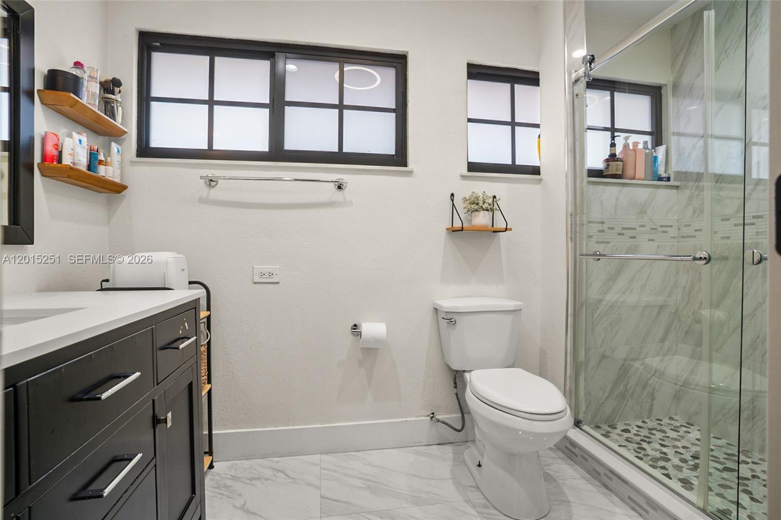 11760 Southwest 103rd Lane Miami, FL 33186 - Photo 25 of 40 Master bathroom