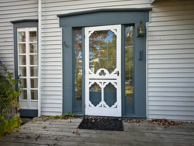 $595,000 | 21 Ocean Street, Rockland, ME 04841