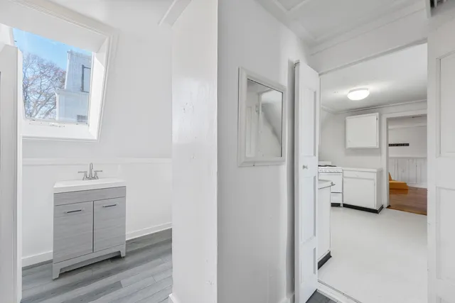 $595,000 | 21 Ocean Street, Rockland, ME 04841