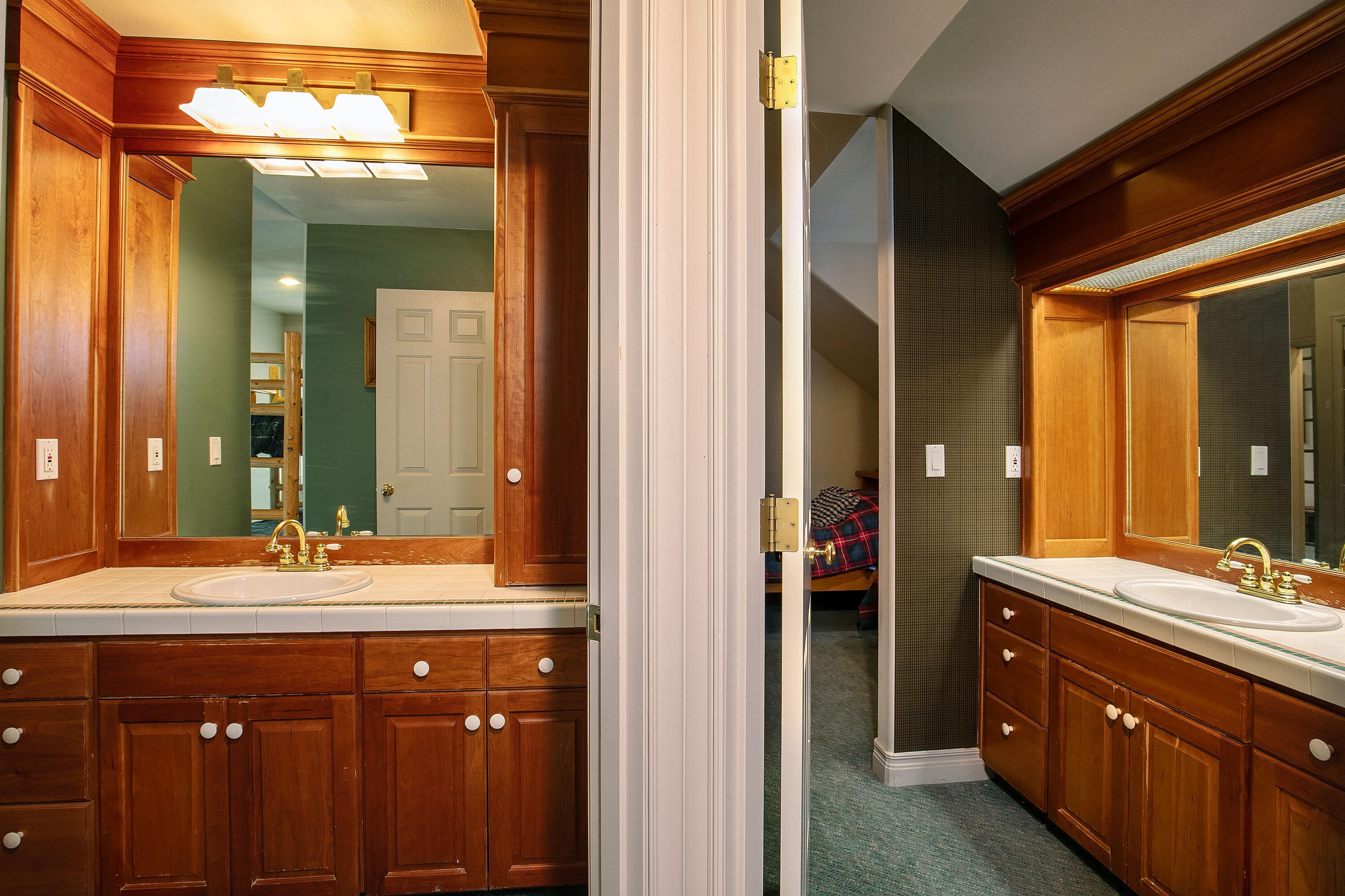 13699 Speedwell, Unit GM 90 Black Butte Ranch, OR 97759 - Photo 19 of 25 13699 Speddwell_028