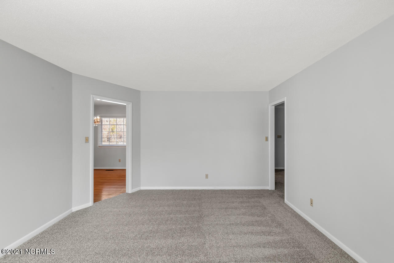 807 Smith Road Maysville, NC 28555 - Photo 9 of 38 9