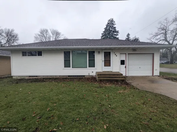 $149,900 | 788 Clark Avenue, Gibbon, MN 55335