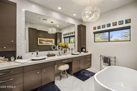 $2,750,000 | 38400 North 94th Way, Scottsdale, AZ 85262