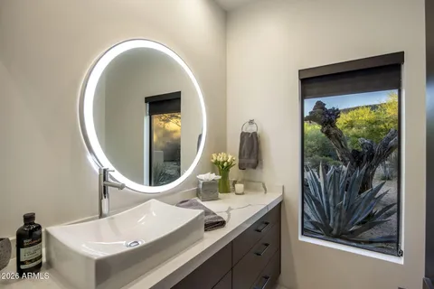 $2,750,000 | 38400 North 94th Way, Scottsdale, AZ 85262