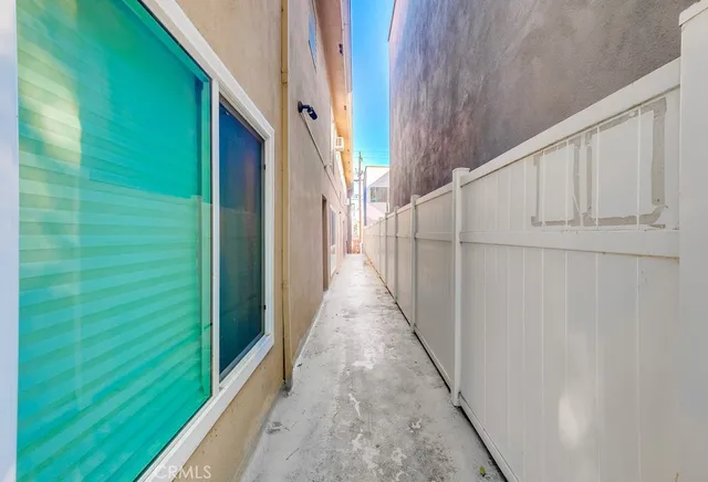 $2,500 | 930 North Stanley Avenue, Unit 9, West Hollywood, CA 90046