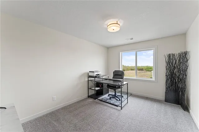 $419,900 | 2200 Southeast Oak Ridge Drive, Oak Grove, MO 64075