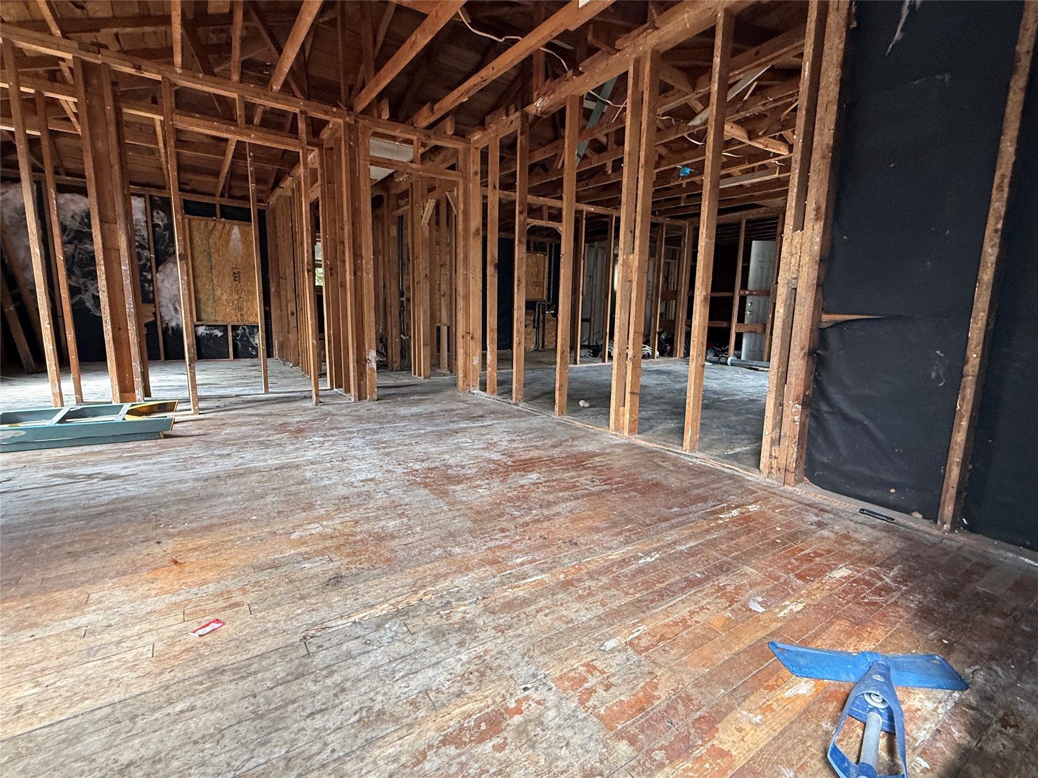 4011-4017 Terry Street Houston, TX 77009 - Photo 31 of 48 a view of a room with wooden floor