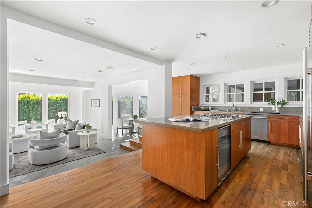 9625 Oak Pass Road Beverly Hills, CA 90210 - Photo 6 of 30