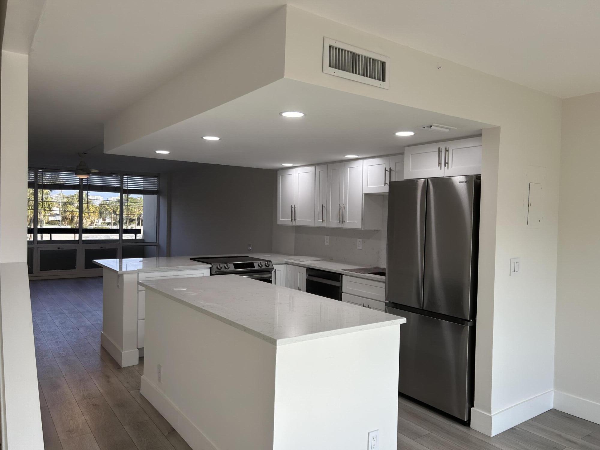1401 South Federal Highway, Unit 215 Boca Raton, FL 33432 - Photo 3 of 33 Kitchen Actual