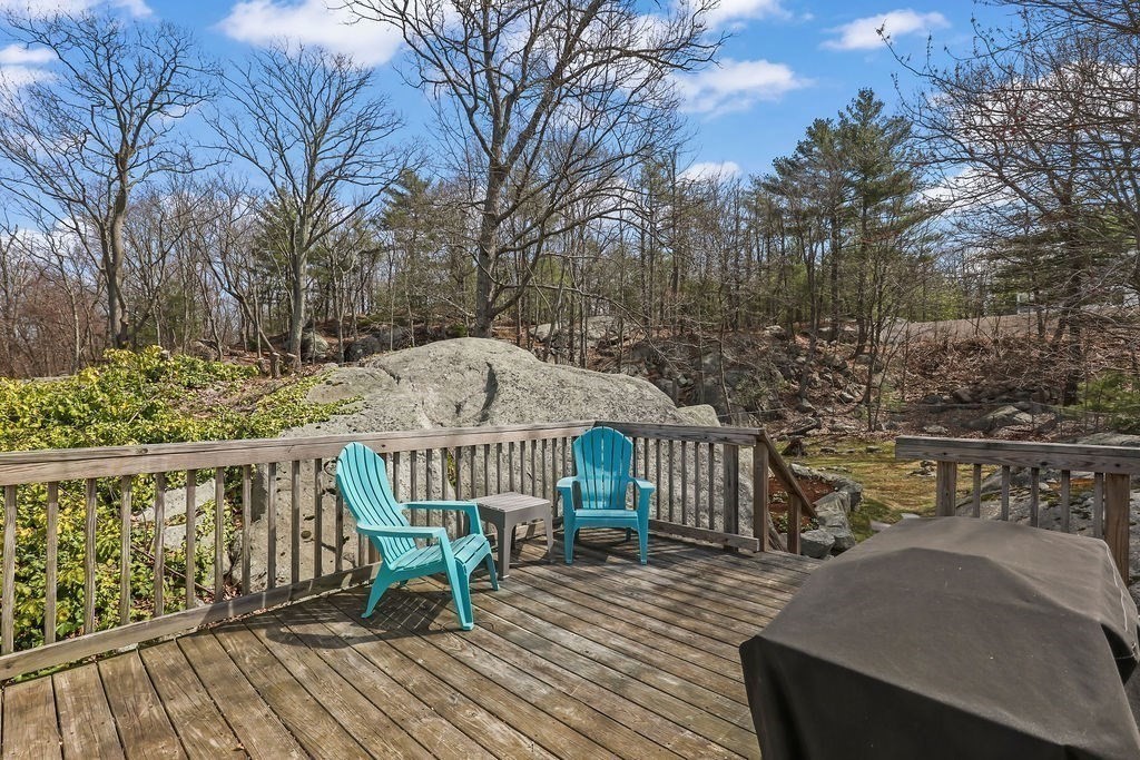 111 Westminster Road Weymouth, MA 02189 - Photo 36 of 41