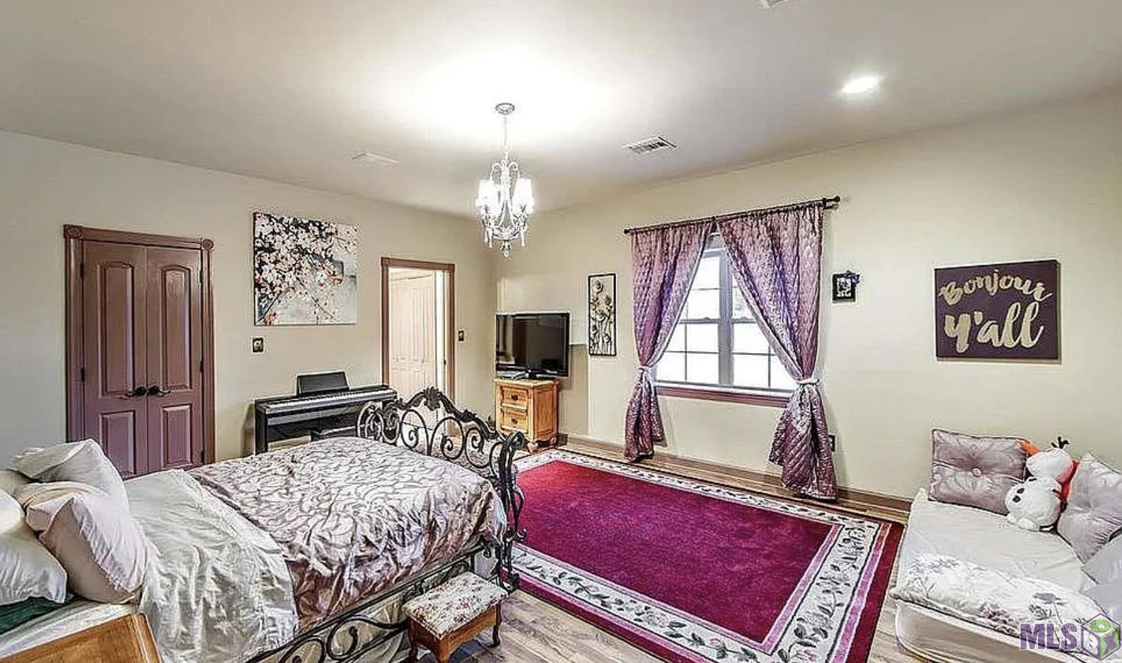 207 Regal Row Houma, LA 70360 - Photo 11 of 24
