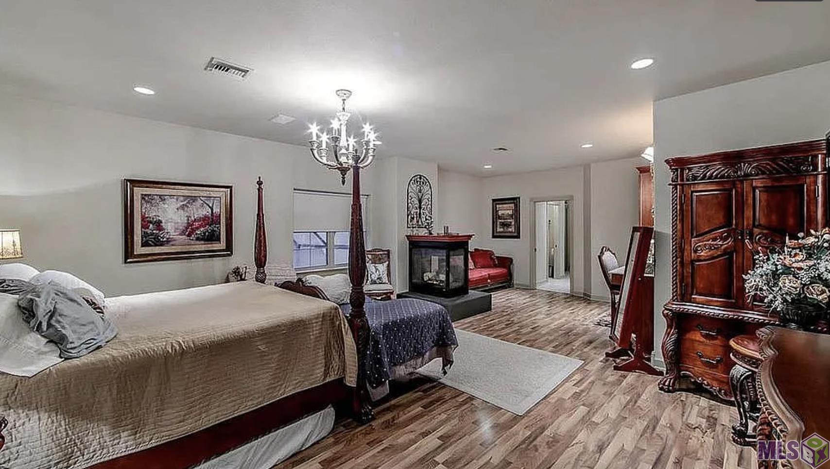 207 Regal Row Houma, LA 70360 - Photo 13 of 24