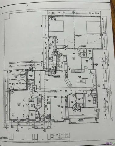 $977,000 | 207 Regal Row, Houma, LA 70360