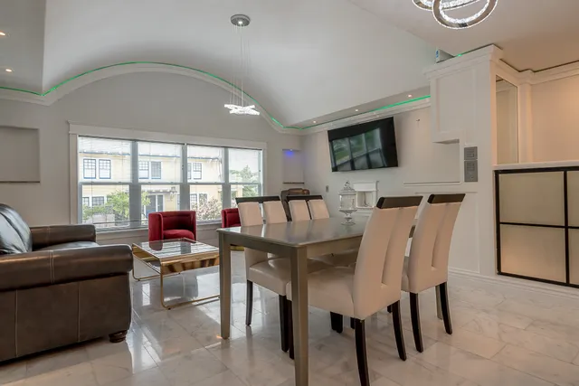 $2,950 | 1801 Rosenberg Street, Galveston, TX 77550