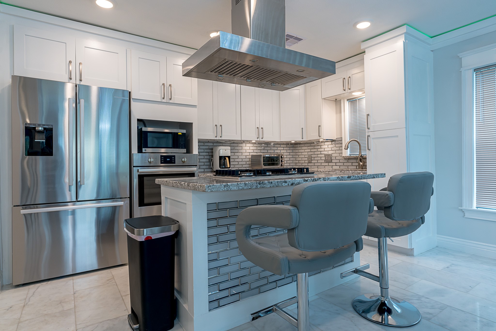 1801 Rosenberg Street Galveston, TX 77550 - Photo 8 of 37