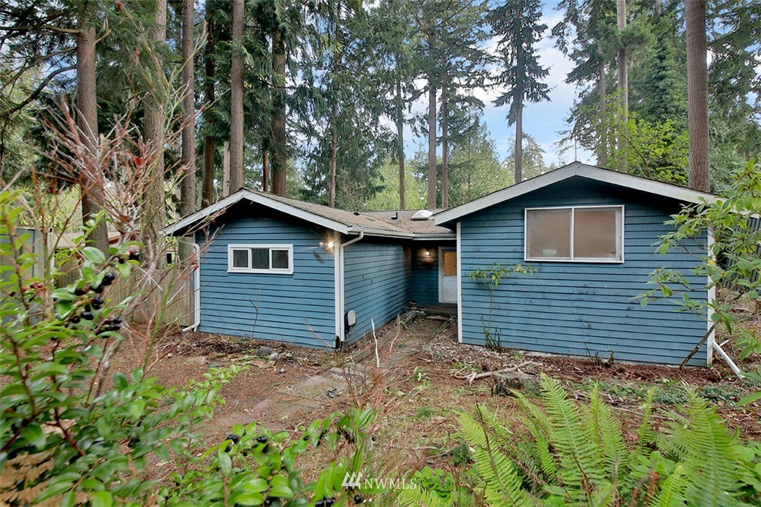 3915 Lone Lake Road Langley, WA 98260 - Photo 2 of 19 Gallery Image 2