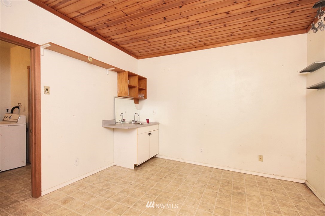 3915 Lone Lake Road Langley, WA 98260 - Photo 12 of 19 Gallery Image 12