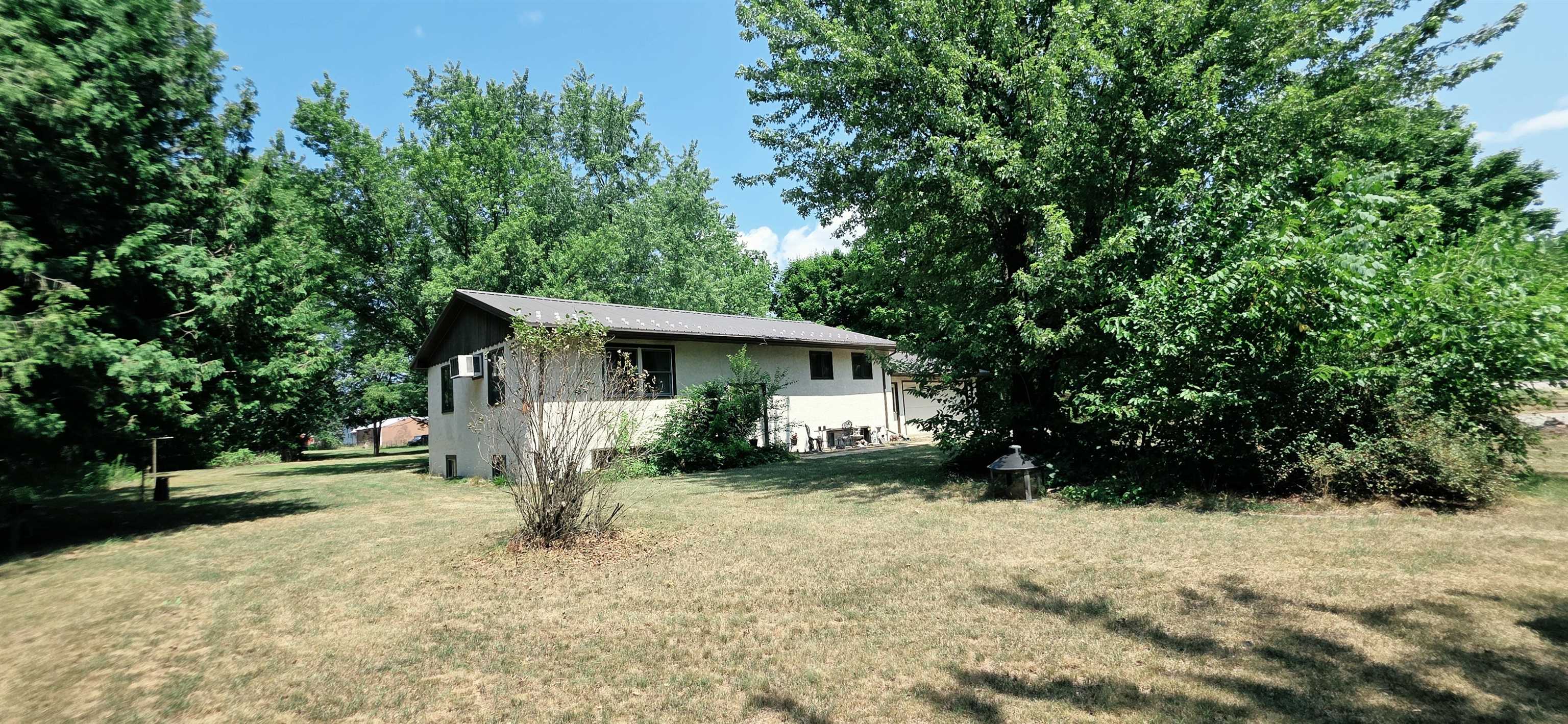 406 East Riviera Street Avoca, WI 53506 - Photo 33 of 44 Gallery Image 33