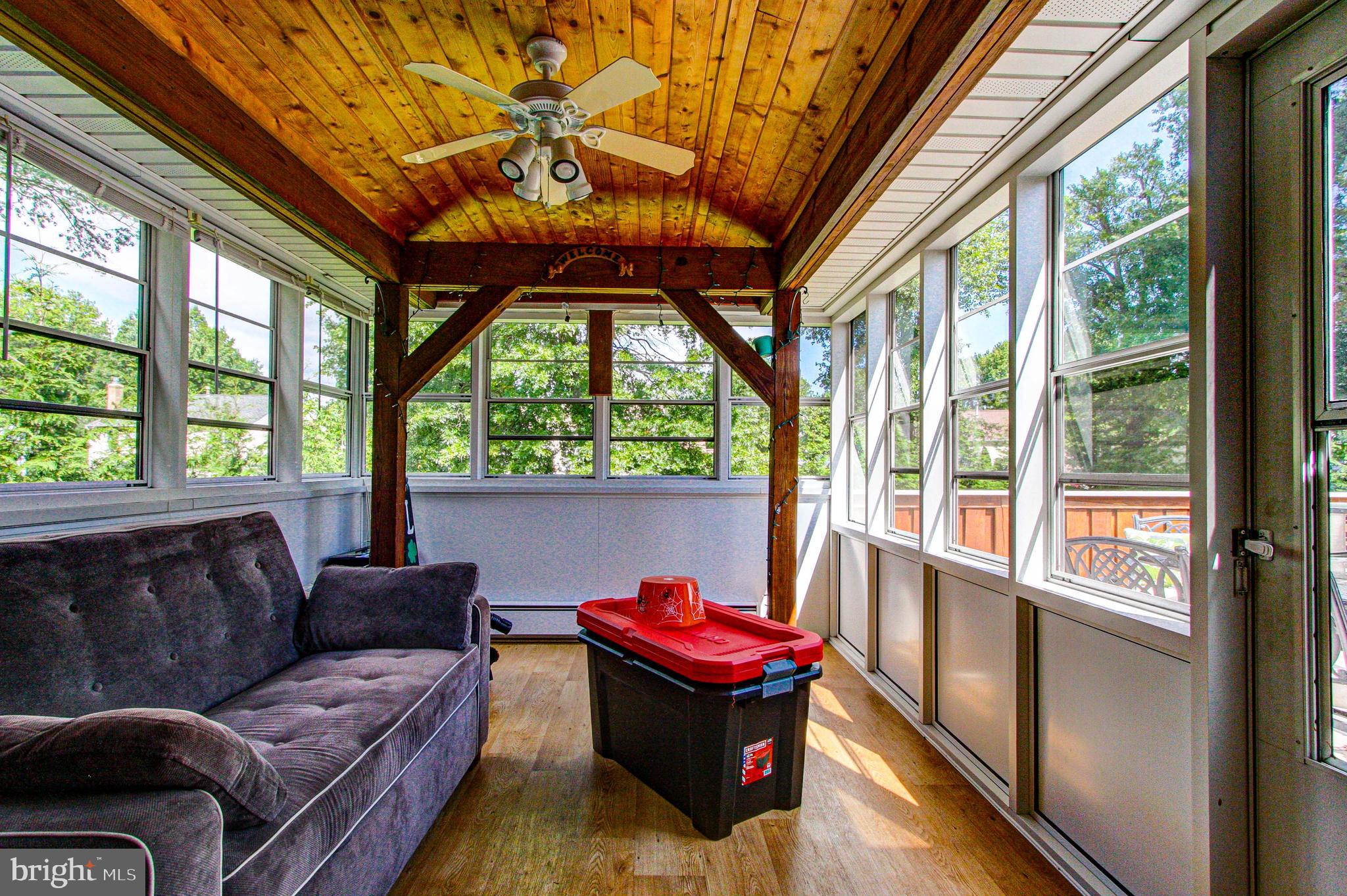 173 Bateman Road Langhorne, PA 19047 - Photo 14 of 39 Beautiful 3 season room off the dining area