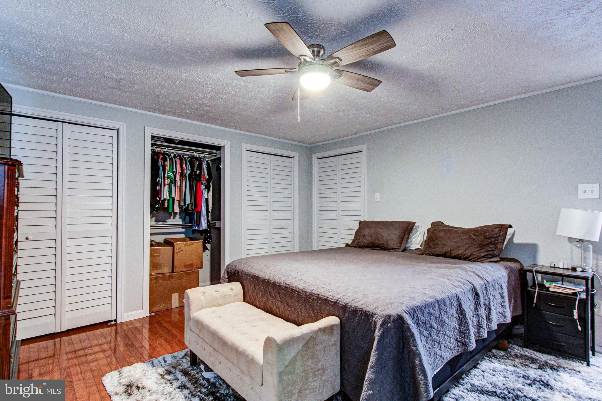 173 Bateman Road Langhorne, PA 19047 - Photo 20 of 39 Main bedroom with lots of closet space