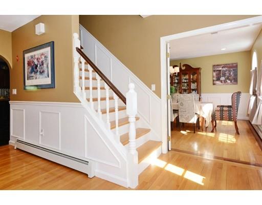 38 Thoreau Circle Beverly, MA 01915 - Photo 19 of 26 a view of an entryway with wooden floor