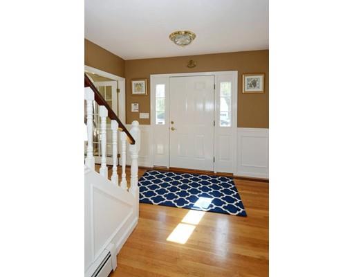 38 Thoreau Circle Beverly, MA 01915 - Photo 7 of 26 a bathroom with a bathtub and shower