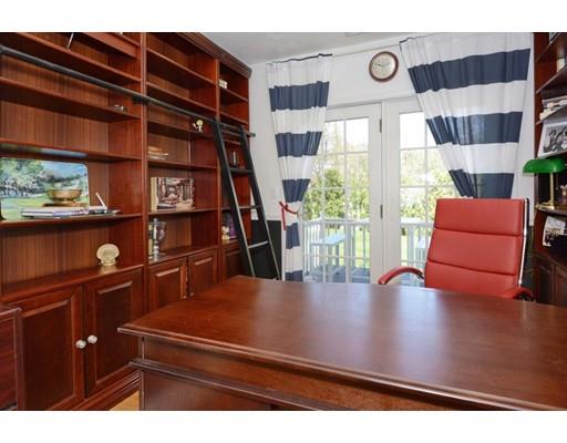 38 Thoreau Circle Beverly, MA 01915 - Photo 9 of 26 a view of furniture and window in a room