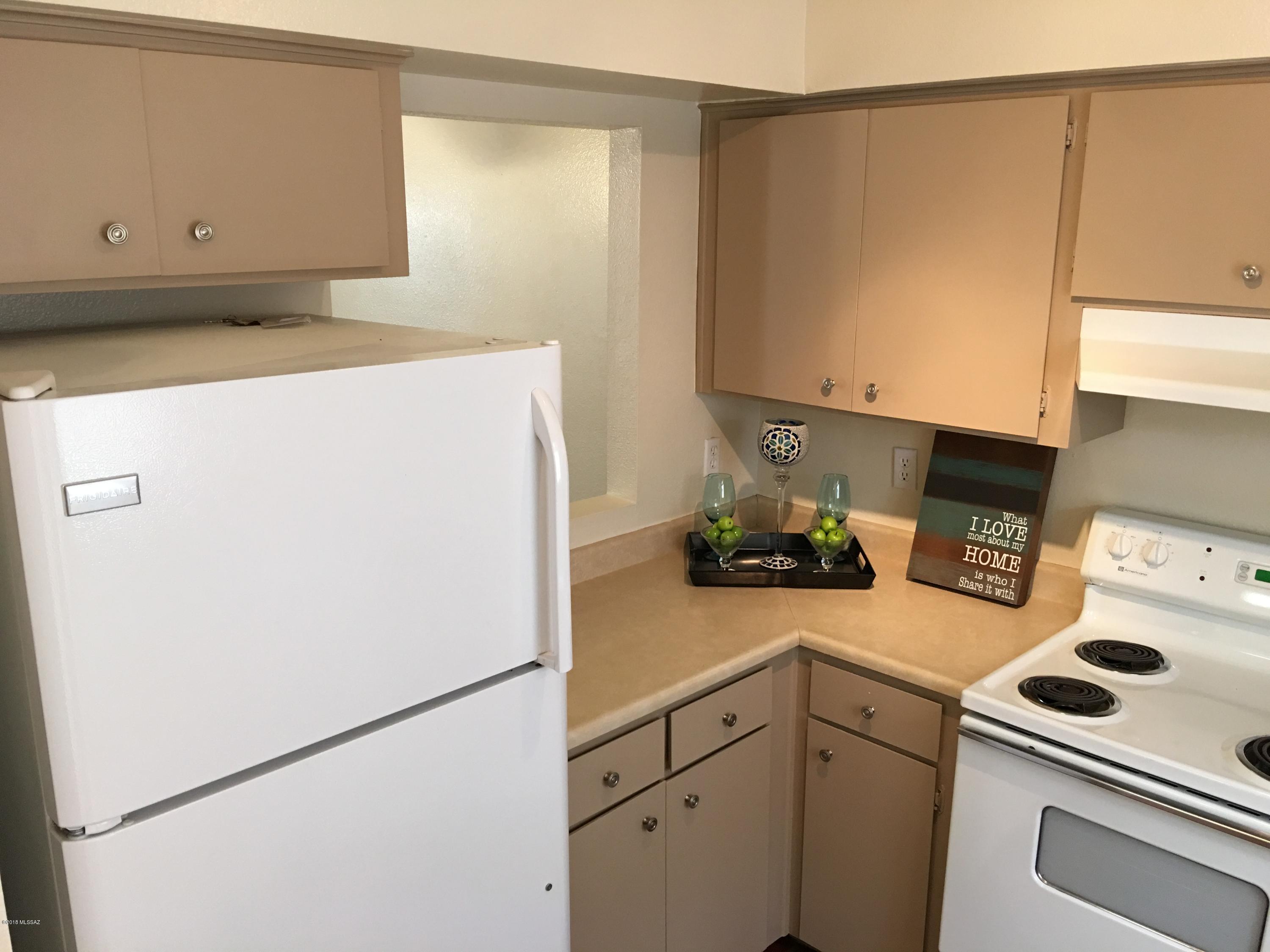 3750 North Country Club Road, Unit 40 Tucson, AZ 85716 - Photo 9 of 22